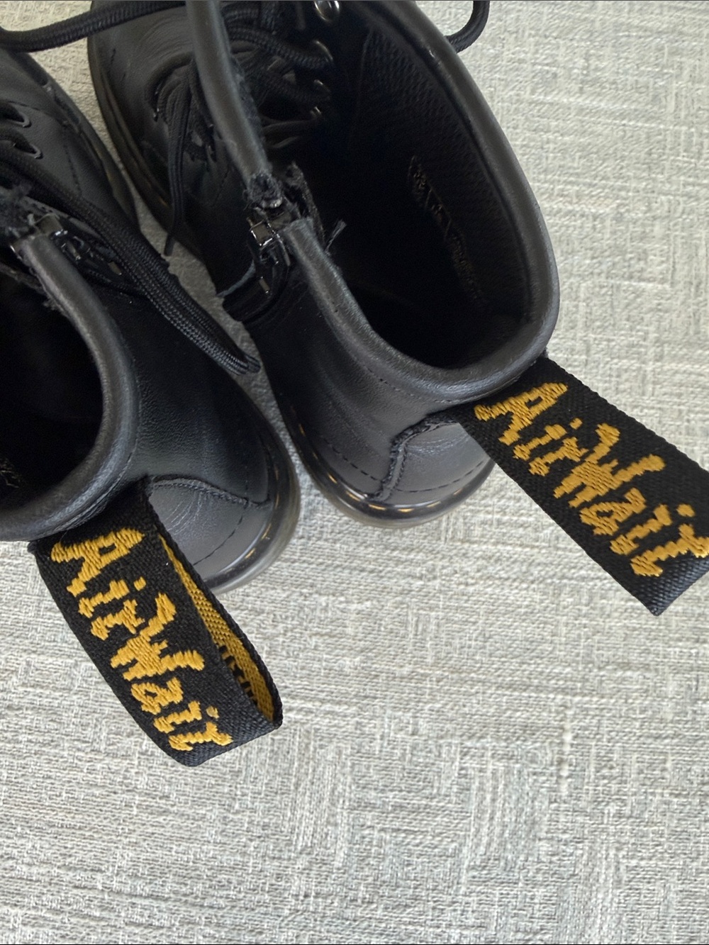 Dr. Martens Black Boots Girls Size 1 - Picture 6 of 11